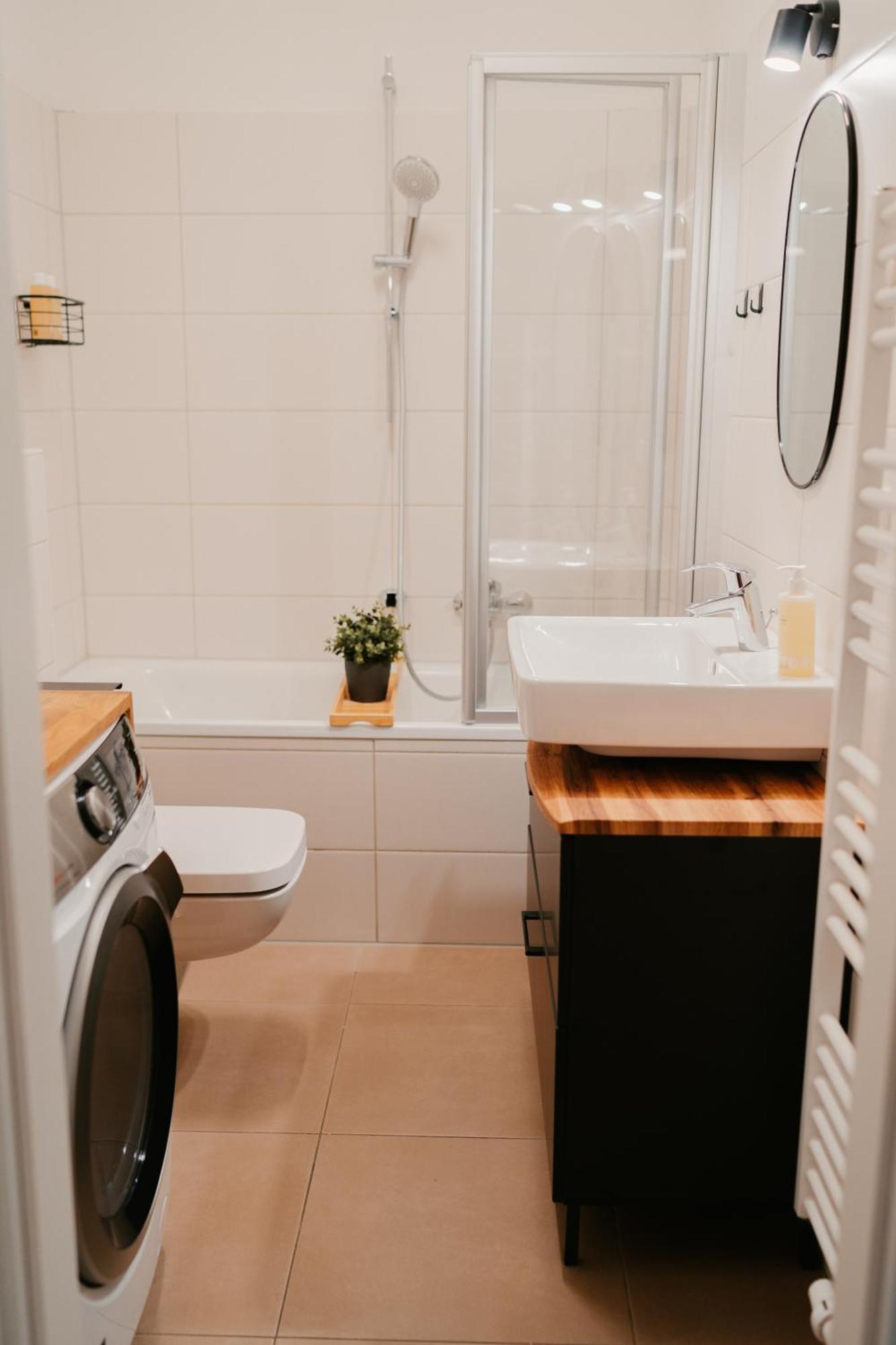 Ferienwohnung Elbzauber Fuer 6 L Parkplatz L Balkon Pirna Exterior photo